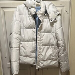 Zyia Sierra Puffer Jacket in White